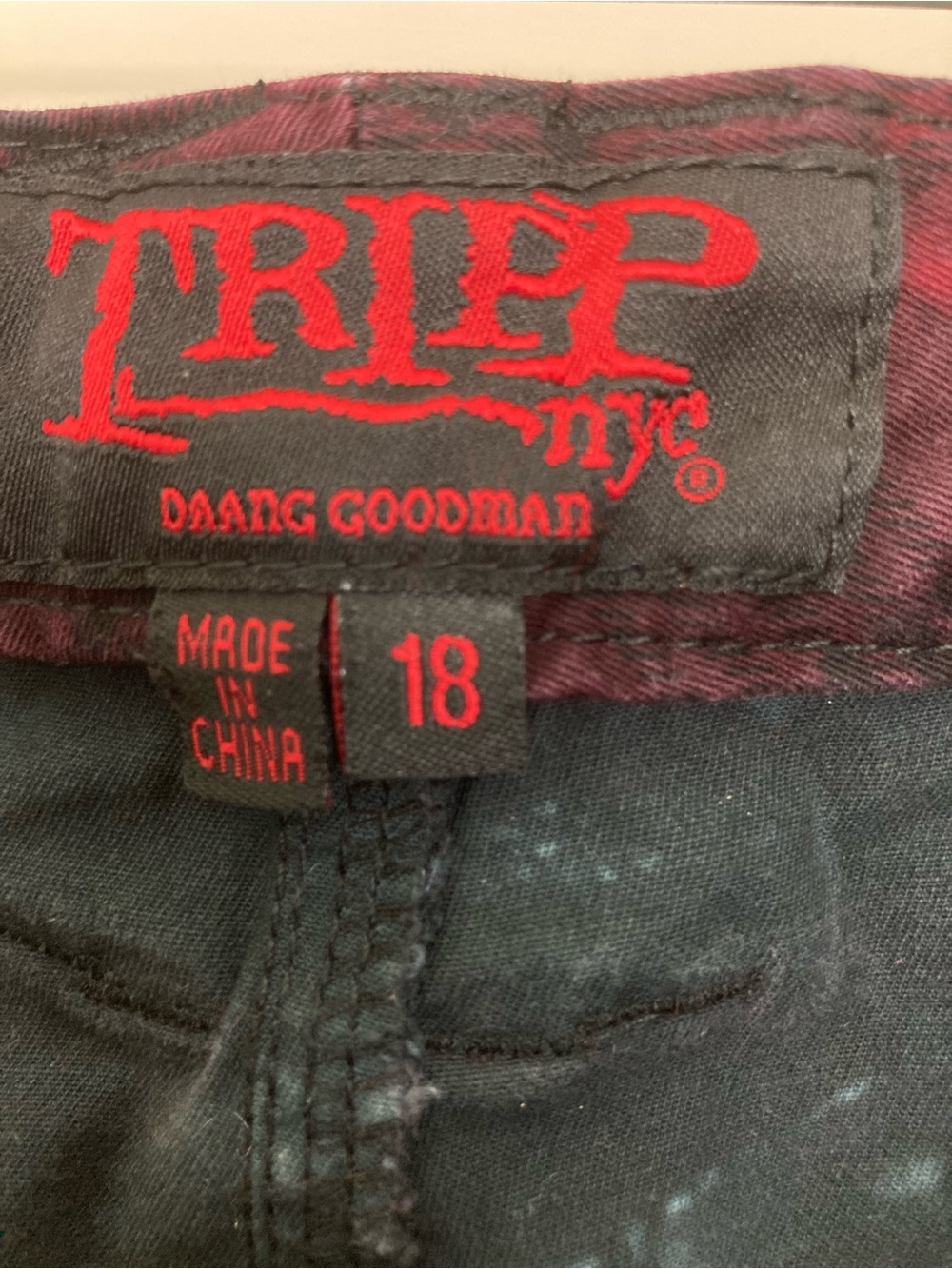 Tripp NYC red plaid distressed tie dye pants jeans Punk grunge goth size 18 - Picture 11 of 16